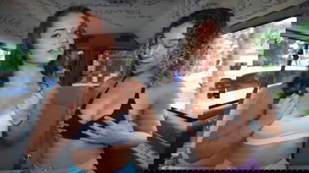 The Fan Bus GG Lesbians Jadeeteen with Puertoricanlexyxo Porn Video Leaks